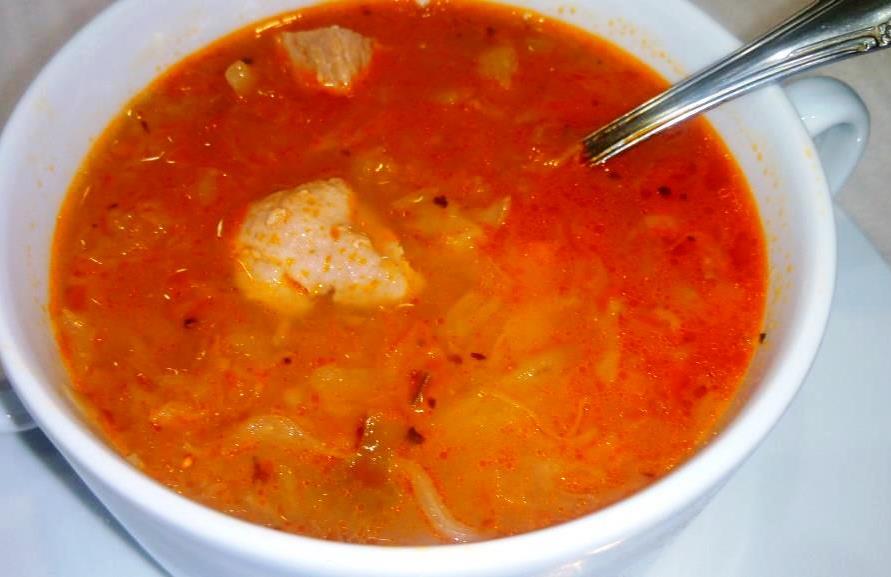 Щи из свежей капусты со свининой 1 кг